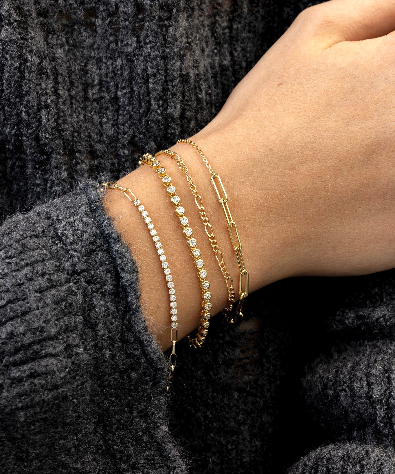 Figaro chain bracelet