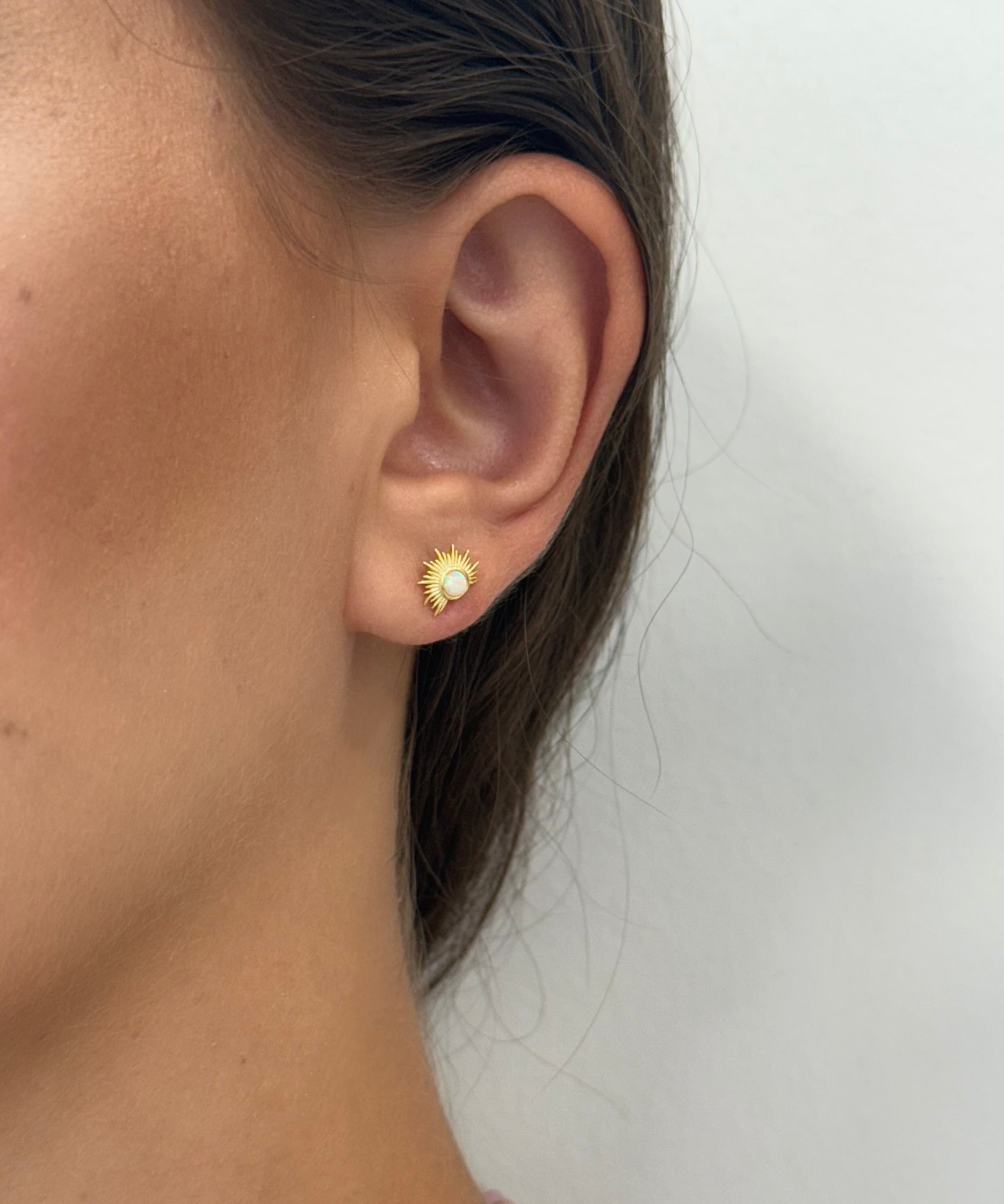 VINA studs
