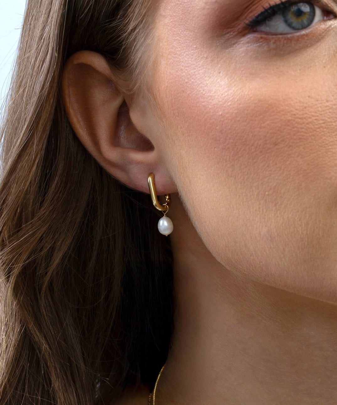 MAEVE hoops