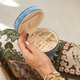 VELVET JEWELRY BOX - round & black