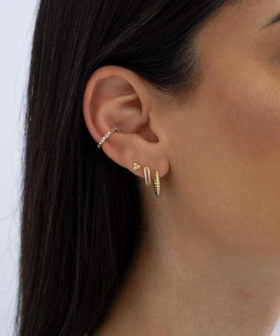 TRIPLE DOT studs gold